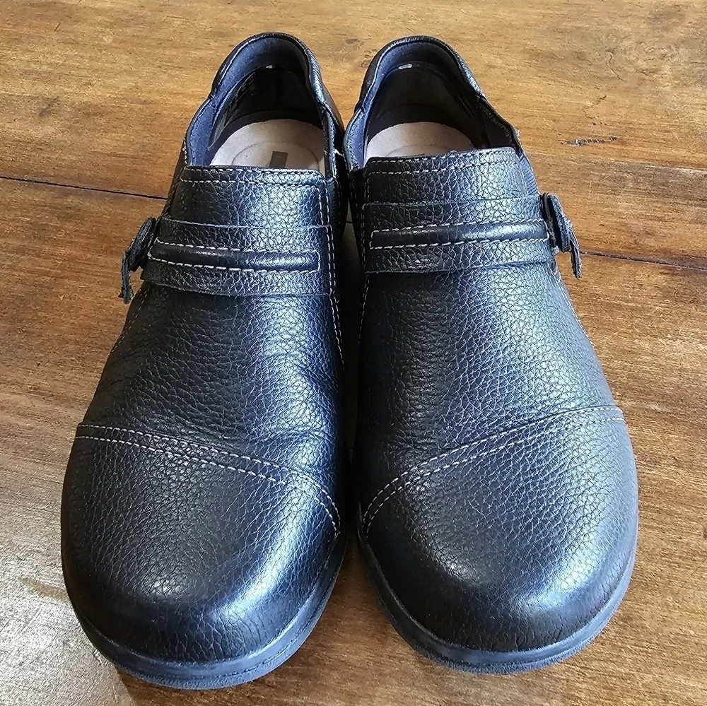 Clark Collection Cheyn Madi Leather Slip On Loafer Women's size 7.5